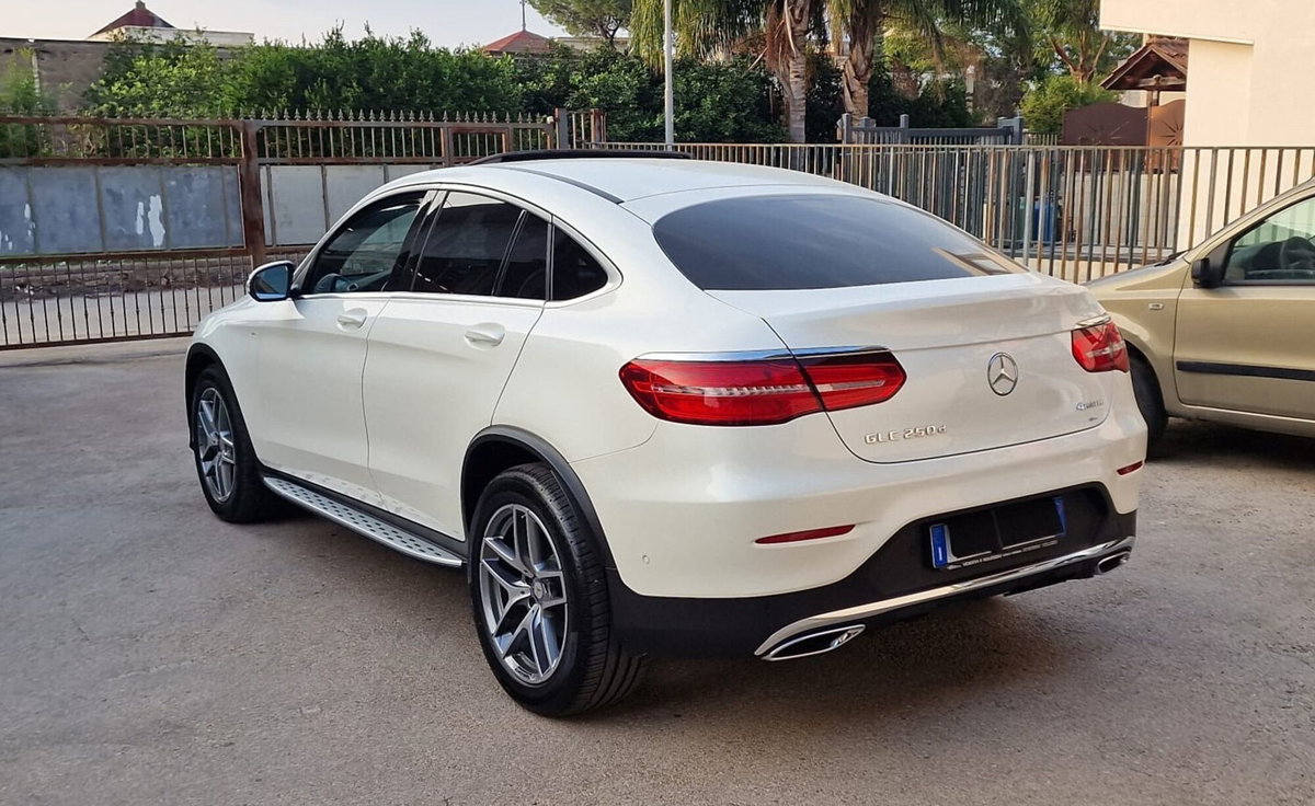 Mercedes-Benz GLC Coupé 250 d 4Matic Coupé Premium (7)