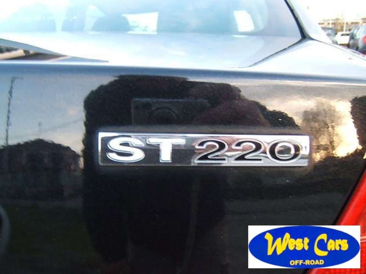 Ford Mondeo 3.0i V6 cat 4p. ST220 (9)