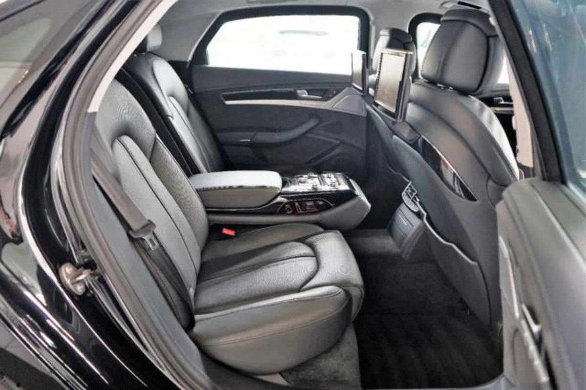 Audi A8 L 4.2 V8 FSI quattro tiptronic (10)