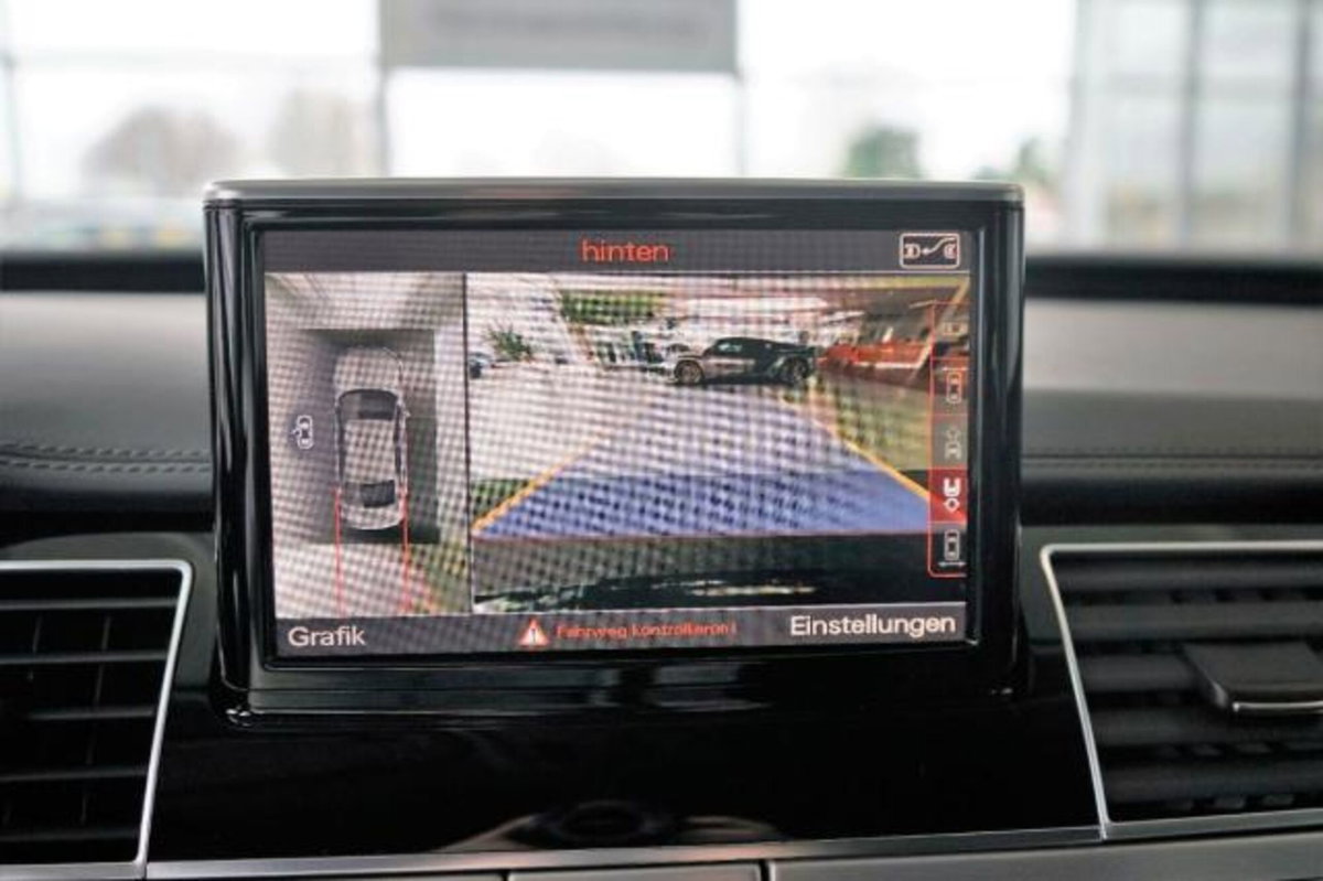 Audi A8 L 4.2 V8 FSI quattro tiptronic (14)