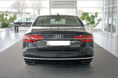 Audi A8 L 4.2 V8 FSI quattro tiptronic (8)