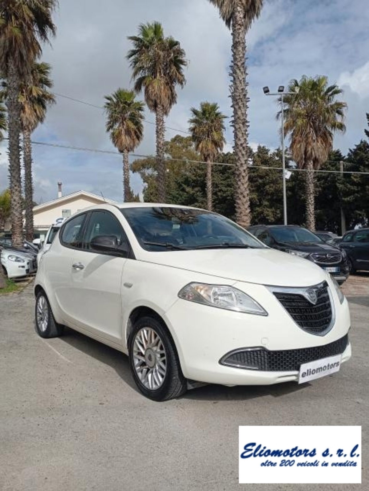 Lancia Ypsilon 1.2 69 CV 5 porte GPL Ecochic Silver