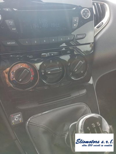 Lancia Ypsilon 1.2 69 CV 5 porte GPL Ecochic Silver (6)
