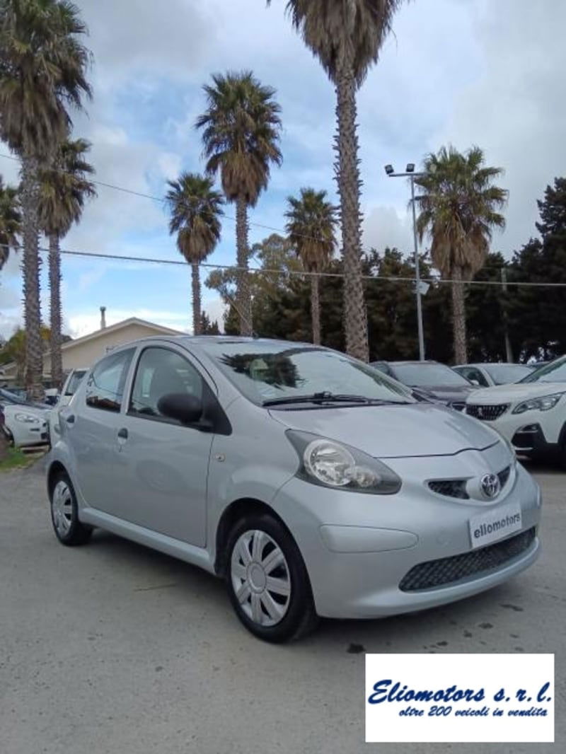 Toyota Aygo 1.0 12V VVT-i 5 porte Now