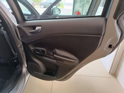 Alfa Romeo Giulietta 1.6 JTDm-2 Progression c/CL (16)