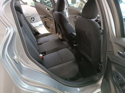 Alfa Romeo Giulietta 1.6 JTDm-2 Progression c/CL (17)