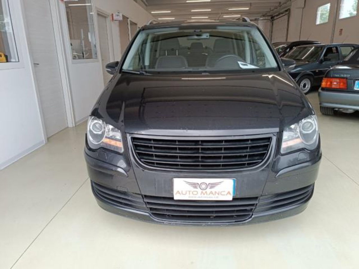 Volkswagen Touran TDI DPF DSG Highline (2)