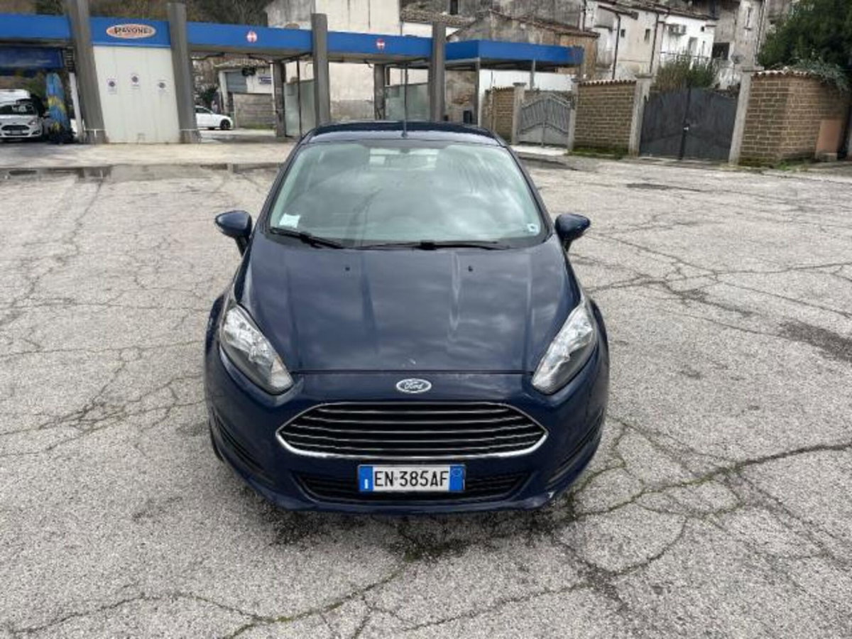 Ford Fiesta 1.5 TDCi 75CV 3 porte Titanium (2)