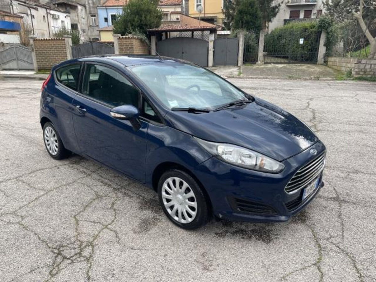 Ford Fiesta 1.5 TDCi 75CV 3 porte Titanium (3)