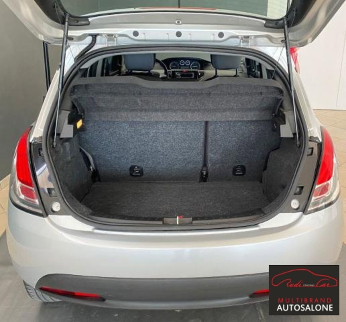 Lancia Ypsilon 1.2 69 CV 5 porte GPL Ecochic Silver (7)