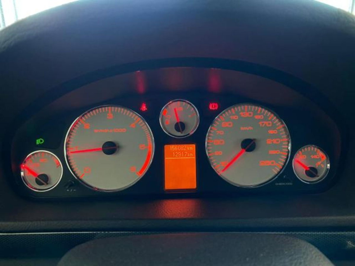 Peugeot 407 SW 2.0 HDi Confort (7)