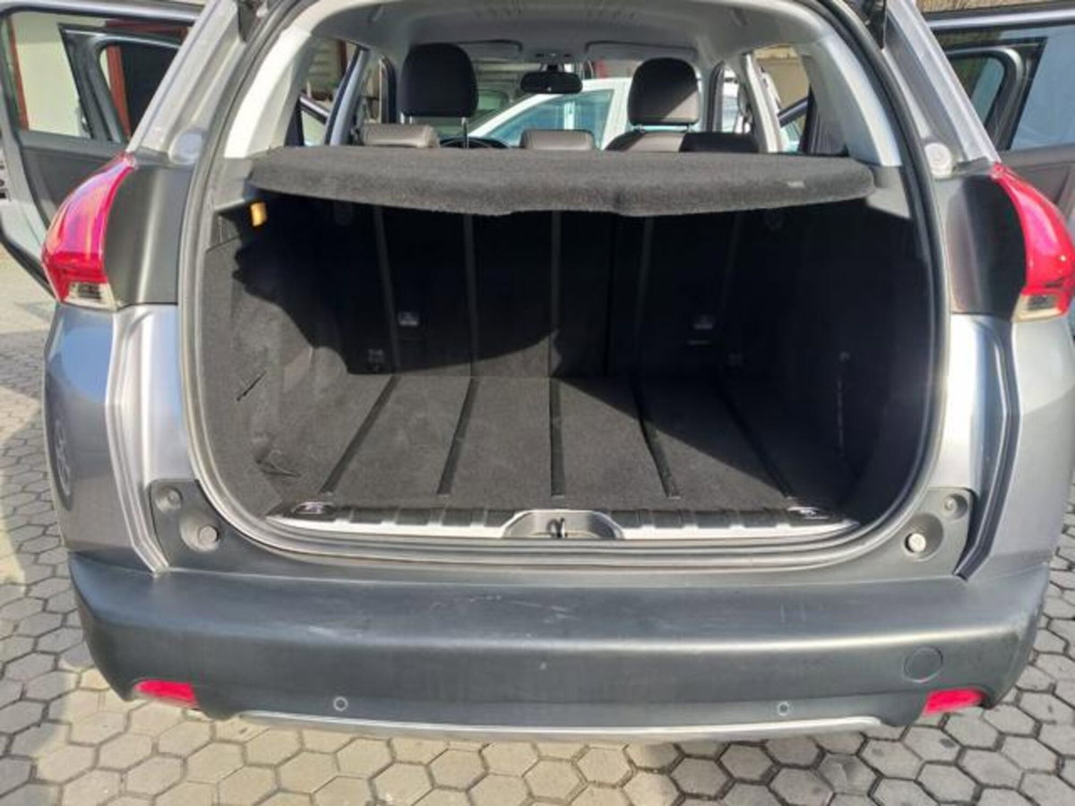Peugeot 2008 e-HDi 92 CV Stop&Start robotizzato Active (6)