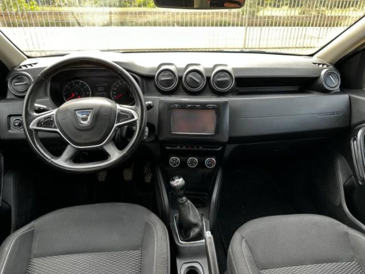 Dacia Duster 1.5 dCi 110CV 4x2 Prestige (10)