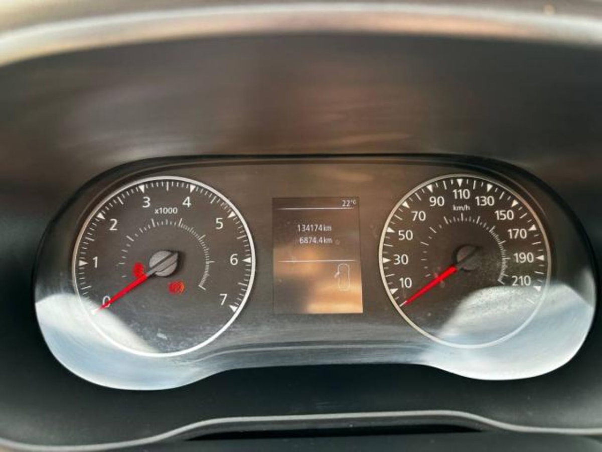 Dacia Duster 1.5 dCi 110CV 4x2 Prestige (6)