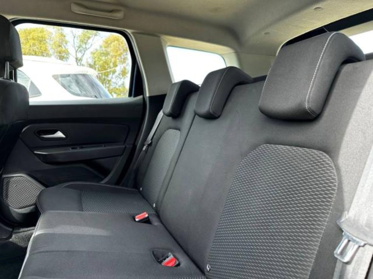 Dacia Duster 1.5 dCi 110CV 4x2 Prestige (8)