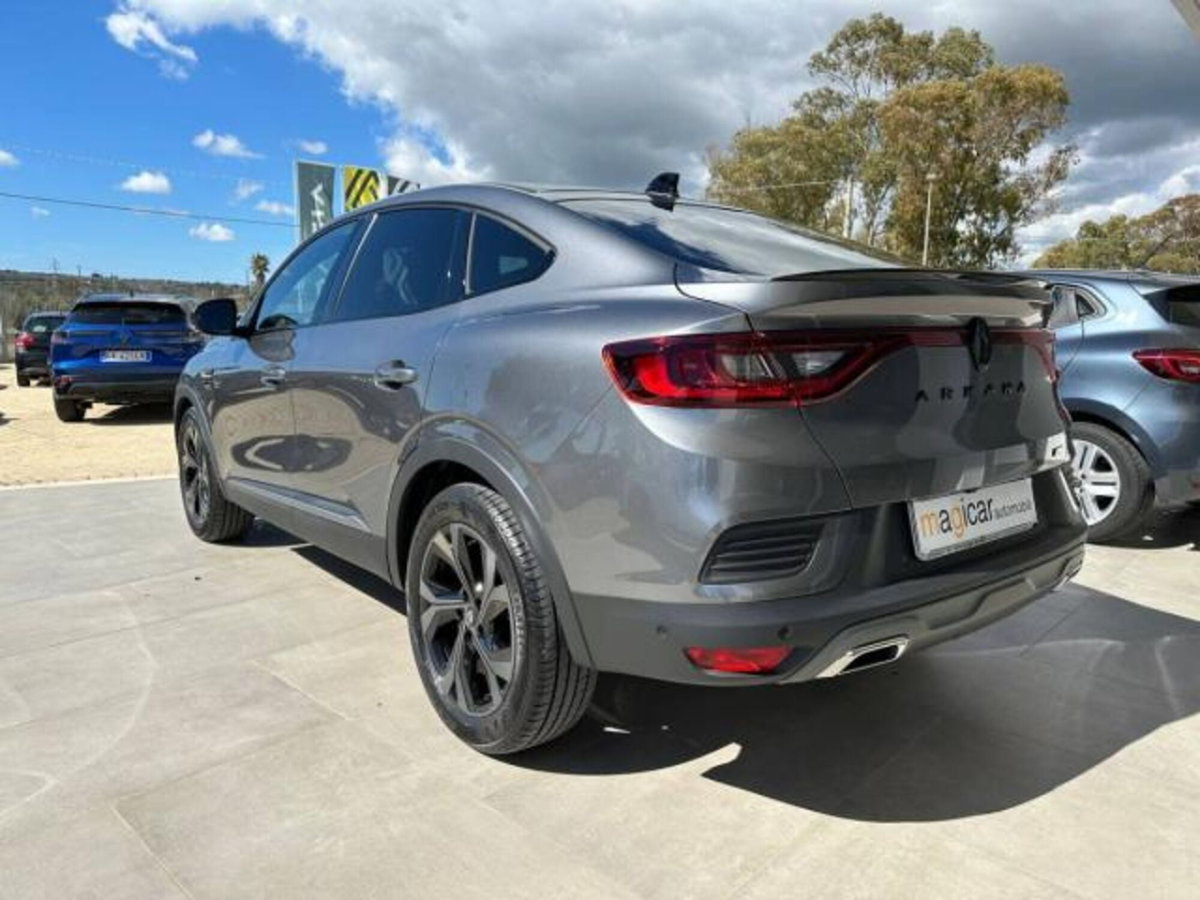 Renault Arkana Hybrid E-Tech 145 CV Engineered (6)