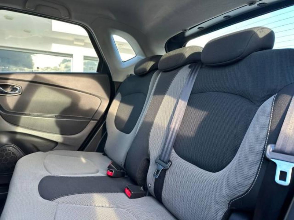 Renault Captur 1.5 dCi 8V 90 CV EDC Start&Stop Energy R-Link (11)