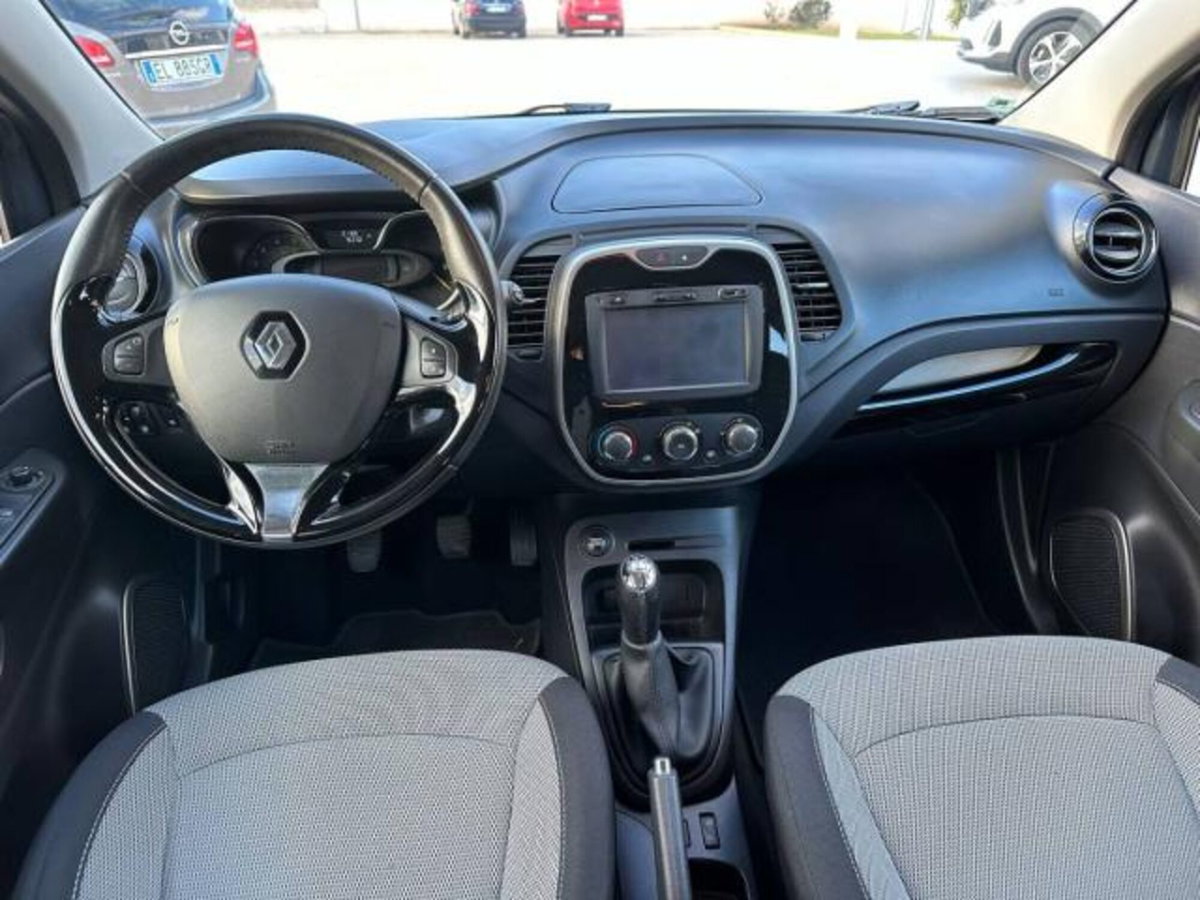 Renault Captur 1.5 dCi 8V 90 CV EDC Start&Stop Energy R-Link (13)