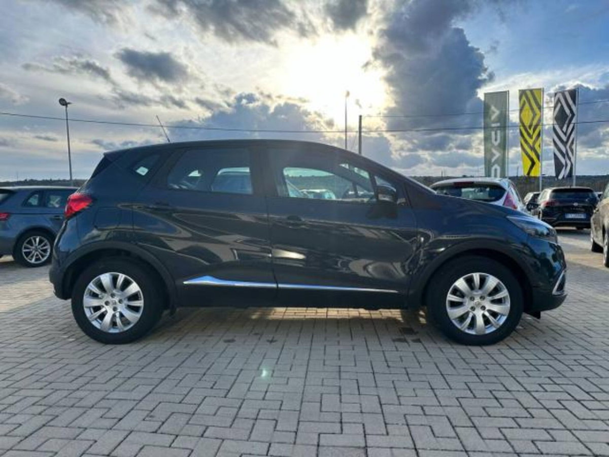 Renault Captur 1.5 dCi 8V 90 CV EDC Start&Stop Energy R-Link (4)