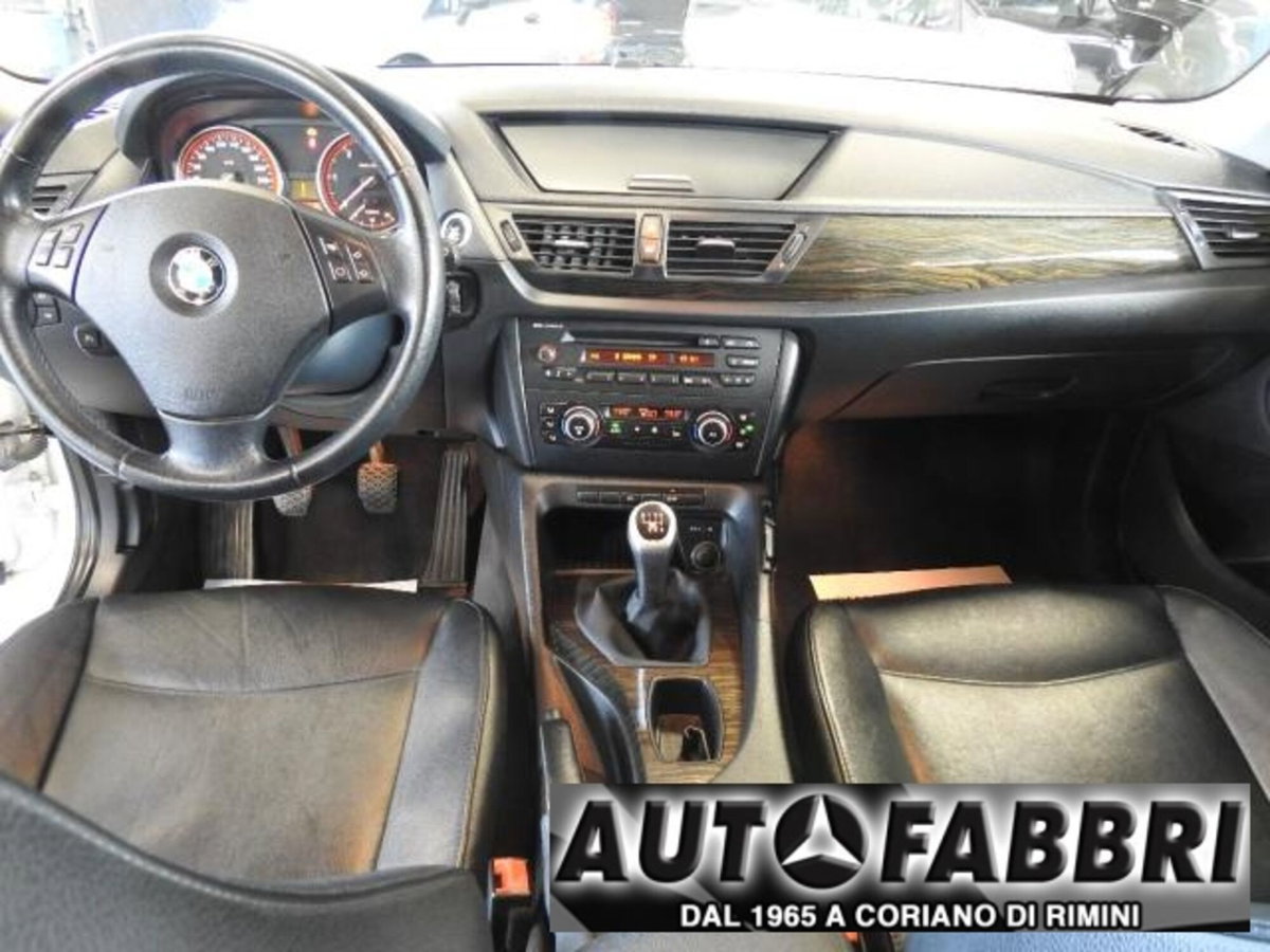 BMW X1 sDrive20d Futura (15)