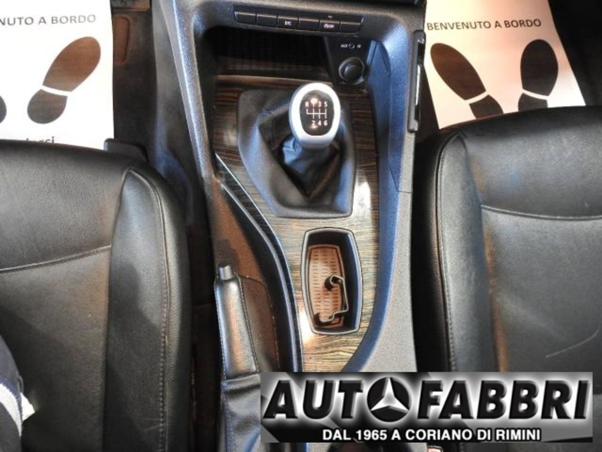 BMW X1 sDrive20d Futura (18)