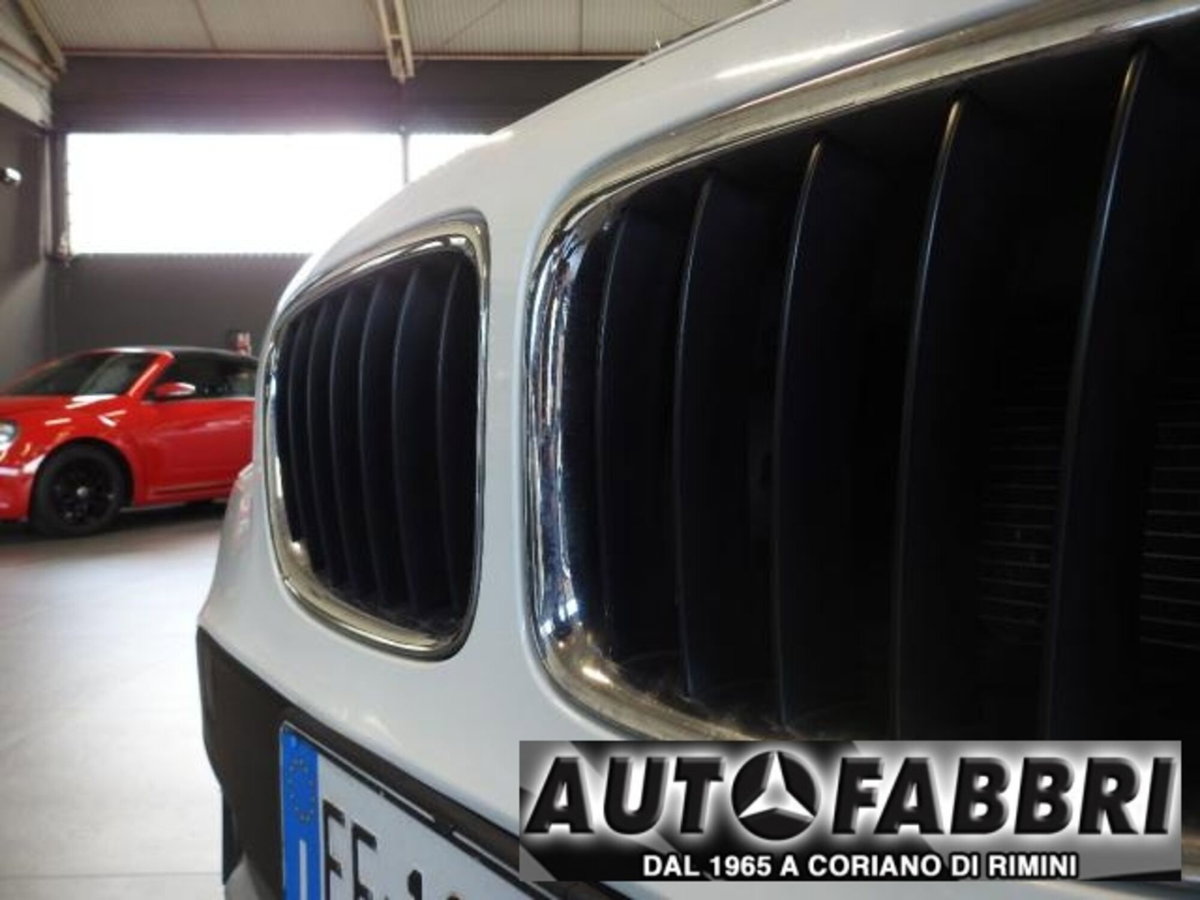BMW X1 sDrive20d Futura (3)