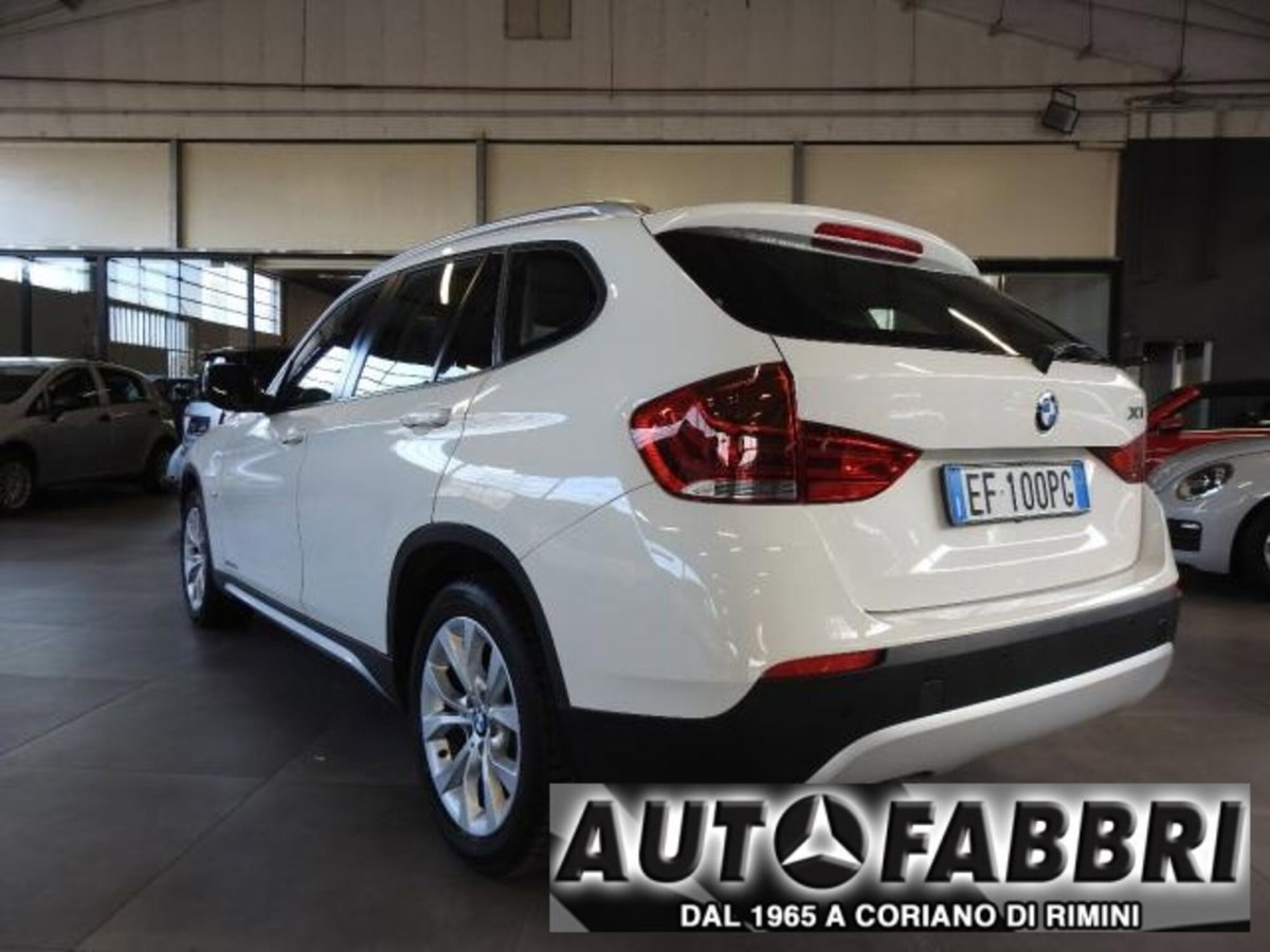 BMW X1 sDrive20d Futura (8)