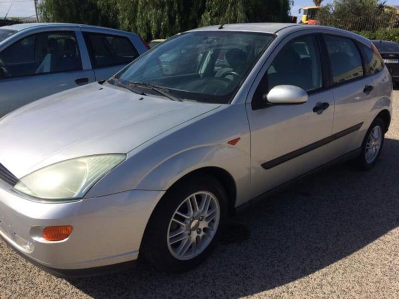 Ford Focus 1.6i 16V cat 5p. Zetec 