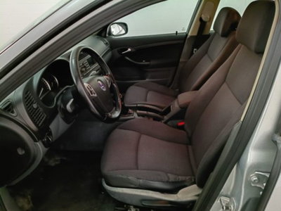 Saab 9-3 1.9 TiD Vector (8)