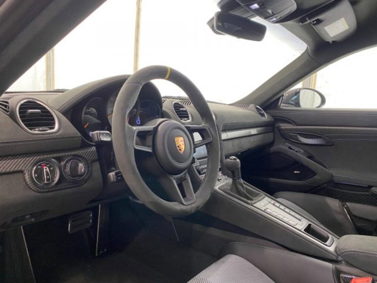 Porsche 718 Cayman  Cayman 4.0 GT4 RS pdk (15)