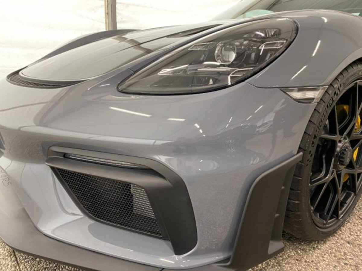 Porsche 718 Cayman  Cayman 4.0 GT4 RS pdk (18)