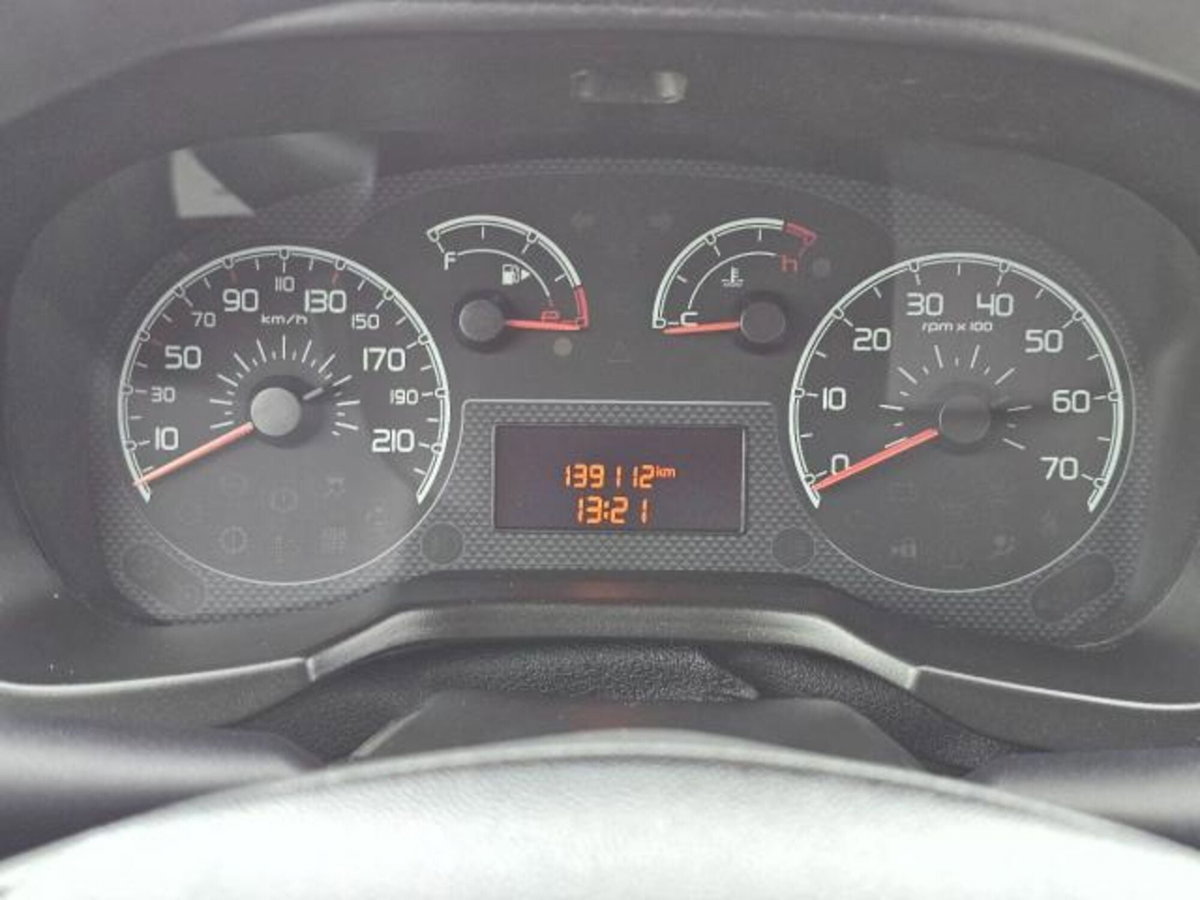 Fiat Qubo 1.3 MJT 75 CV Dynamic (13)