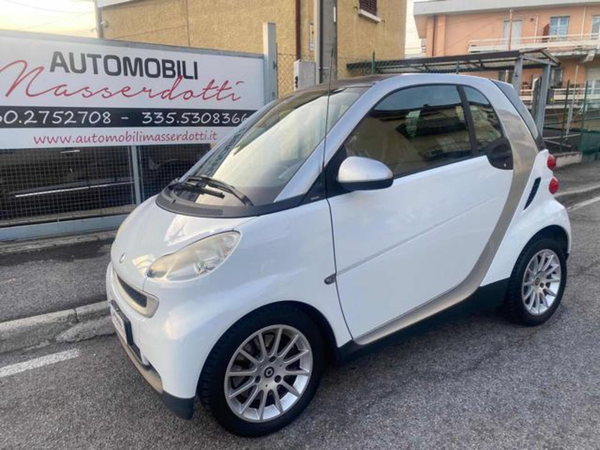 smart fortwo 1000 52 kW coupé limited two