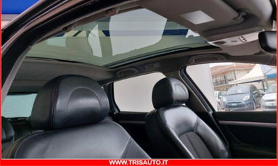 Peugeot 407 SW 2.0 HDi Premium (16)