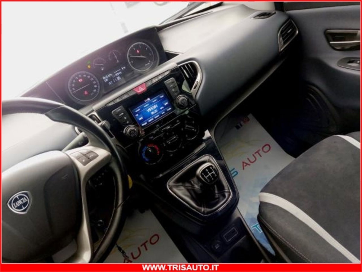 Lancia Ypsilon 1.3 MJT 16V 95 CV 5 porte S&S Mya (16)