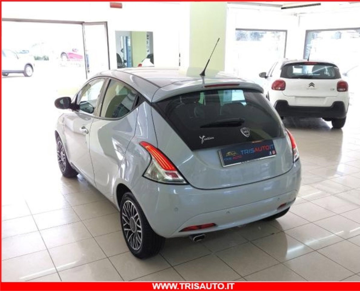 Lancia Ypsilon 1.3 MJT 16V 95 CV 5 porte S&S Mya (2)