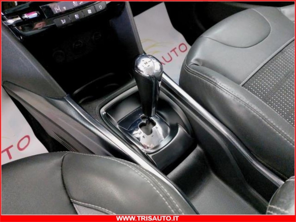 Peugeot 2008 e-HDi 92 CV Stop&Start ETG6 Allure (17)