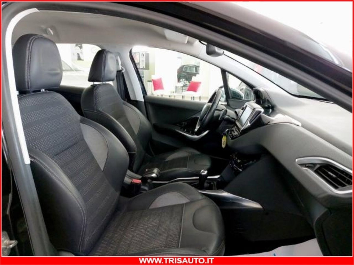Peugeot 2008 e-HDi 92 CV Stop&Start ETG6 Allure (8)