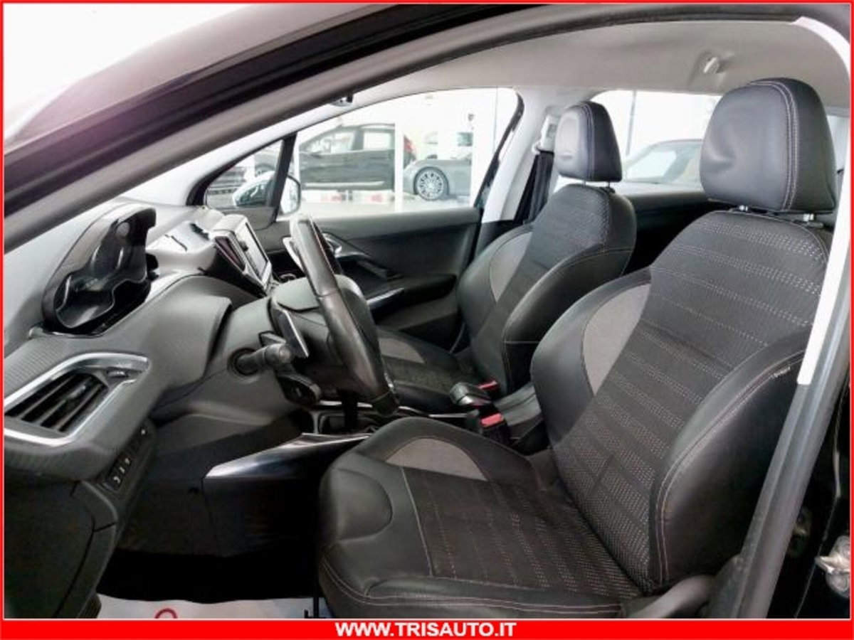 Peugeot 2008 e-HDi 92 CV Stop&Start ETG6 Allure (9)