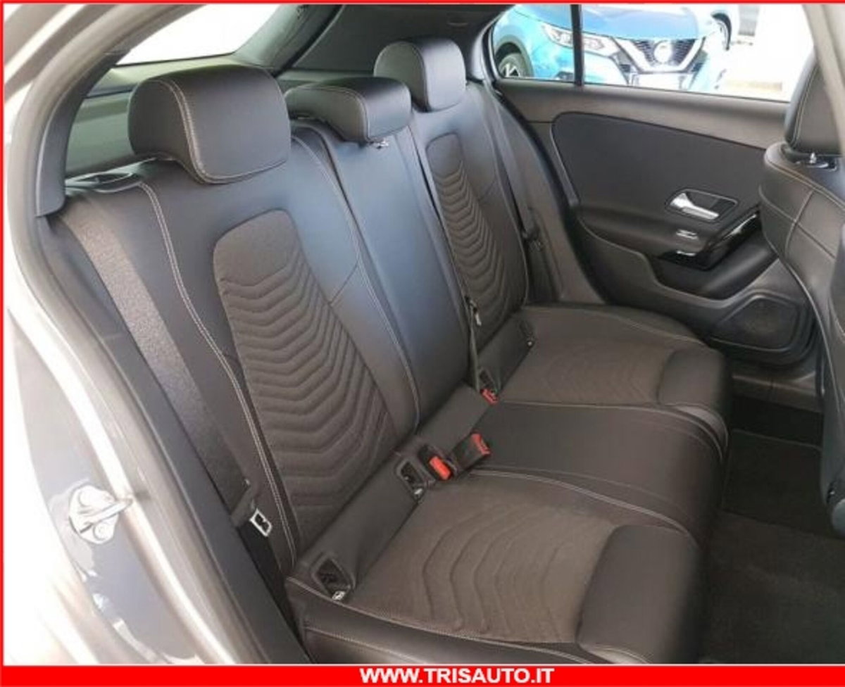 Mercedes-Benz Classe A Sedan 180 d Automatic 4p. Business (11)