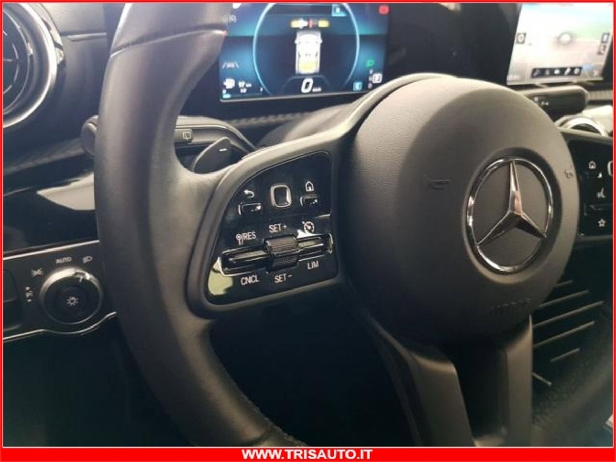 Mercedes-Benz Classe A Sedan 180 d Automatic 4p. Business (15)
