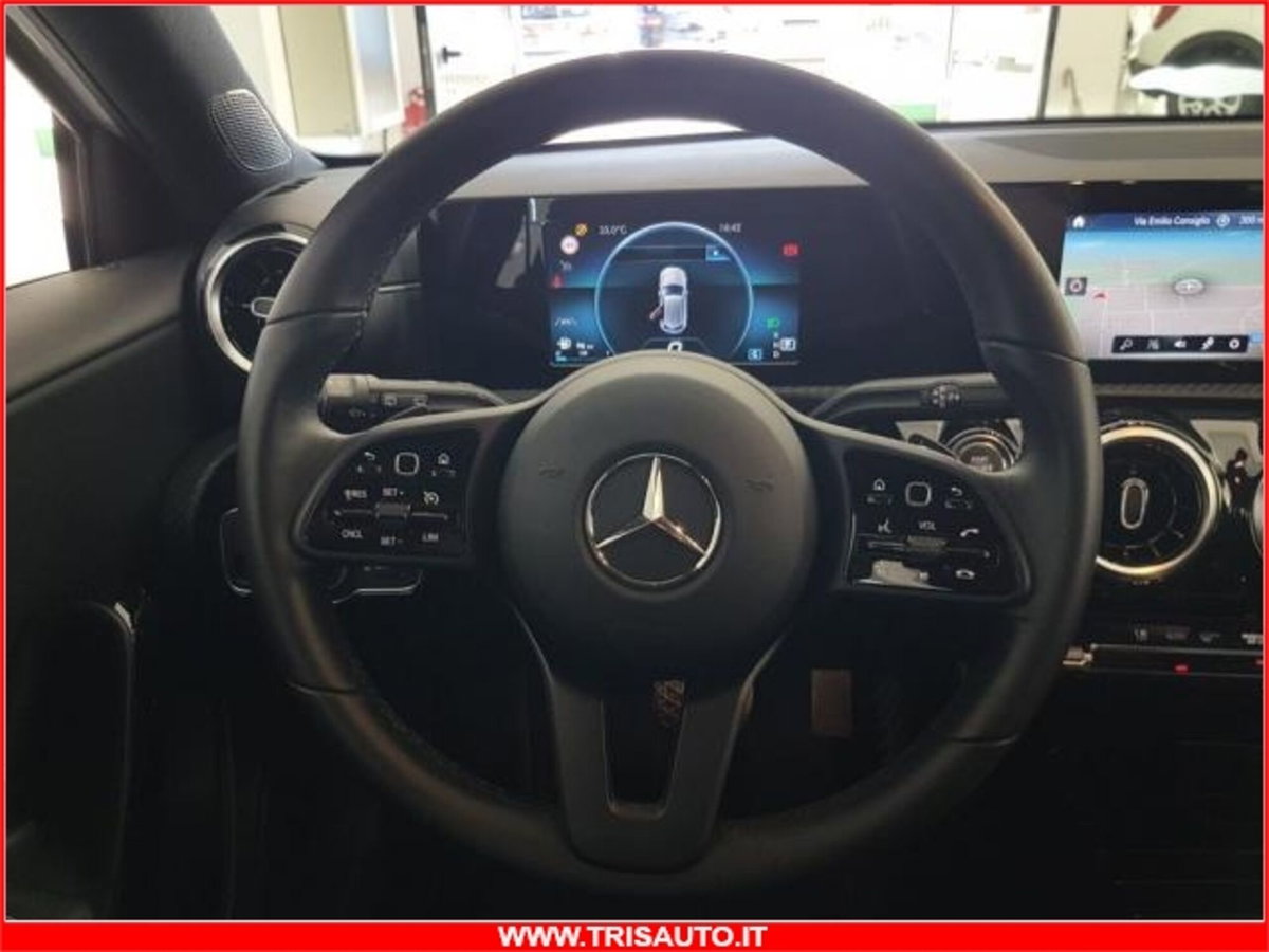 Mercedes-Benz Classe A Sedan 180 d Automatic 4p. Business (16)