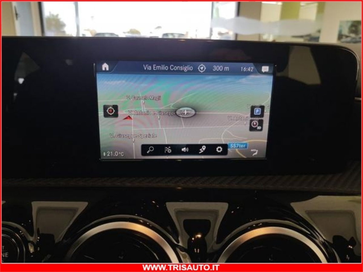 Mercedes-Benz Classe A Sedan 180 d Automatic 4p. Business (19)