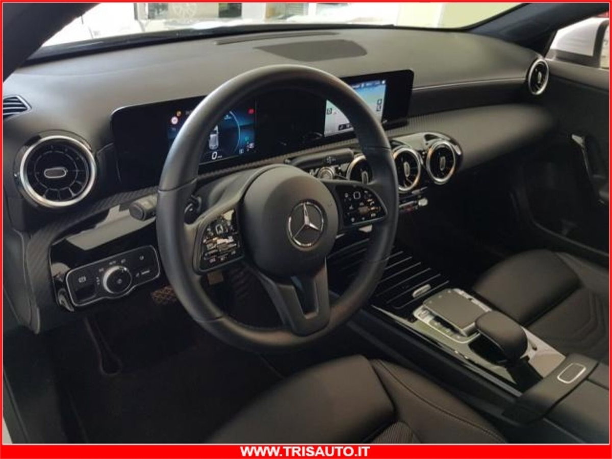 Mercedes-Benz Classe A Sedan 180 d Automatic 4p. Business (5)