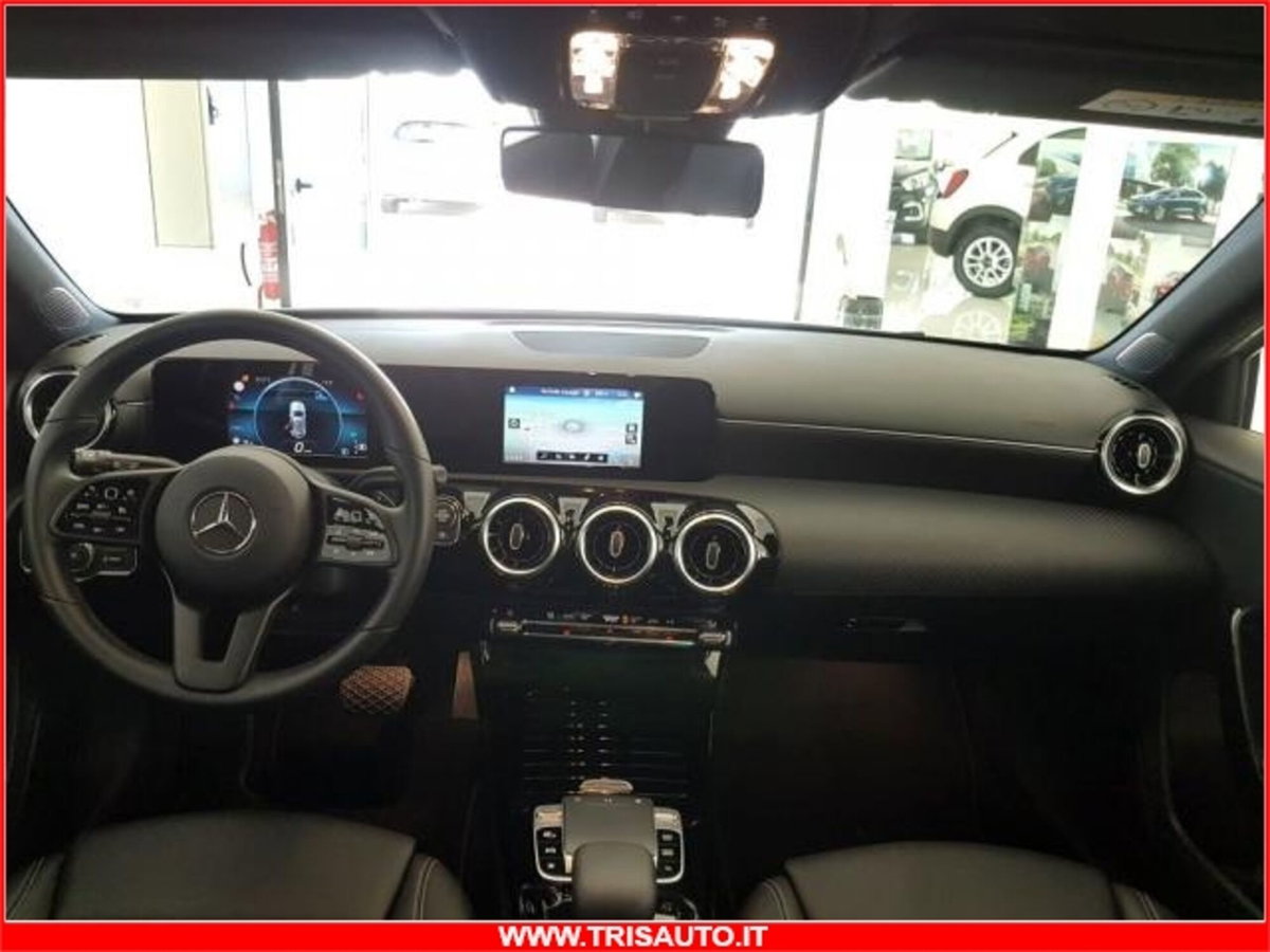 Mercedes-Benz Classe A Sedan 180 d Automatic 4p. Business (6)