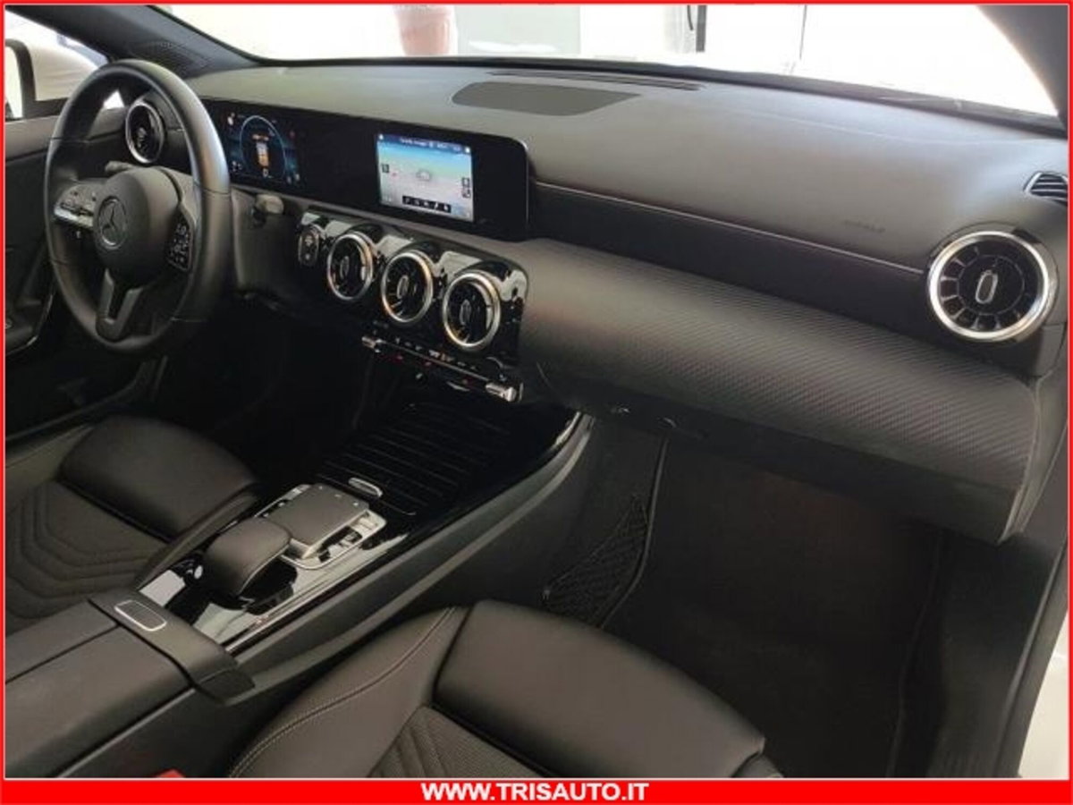 Mercedes-Benz Classe A Sedan 180 d Automatic 4p. Business (7)