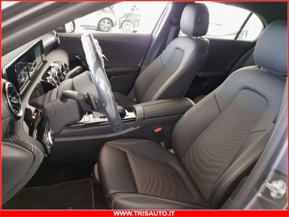 Mercedes-Benz Classe A Sedan 180 d Automatic 4p. Business (9)