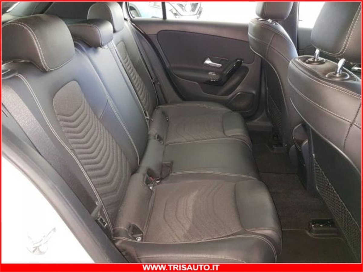 Mercedes-Benz Classe A Sedan 180 d Automatic 4p. Business (13)