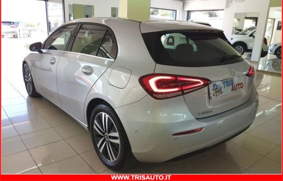 Mercedes-Benz Classe A Sedan 180 d Automatic 4p. Business (3)