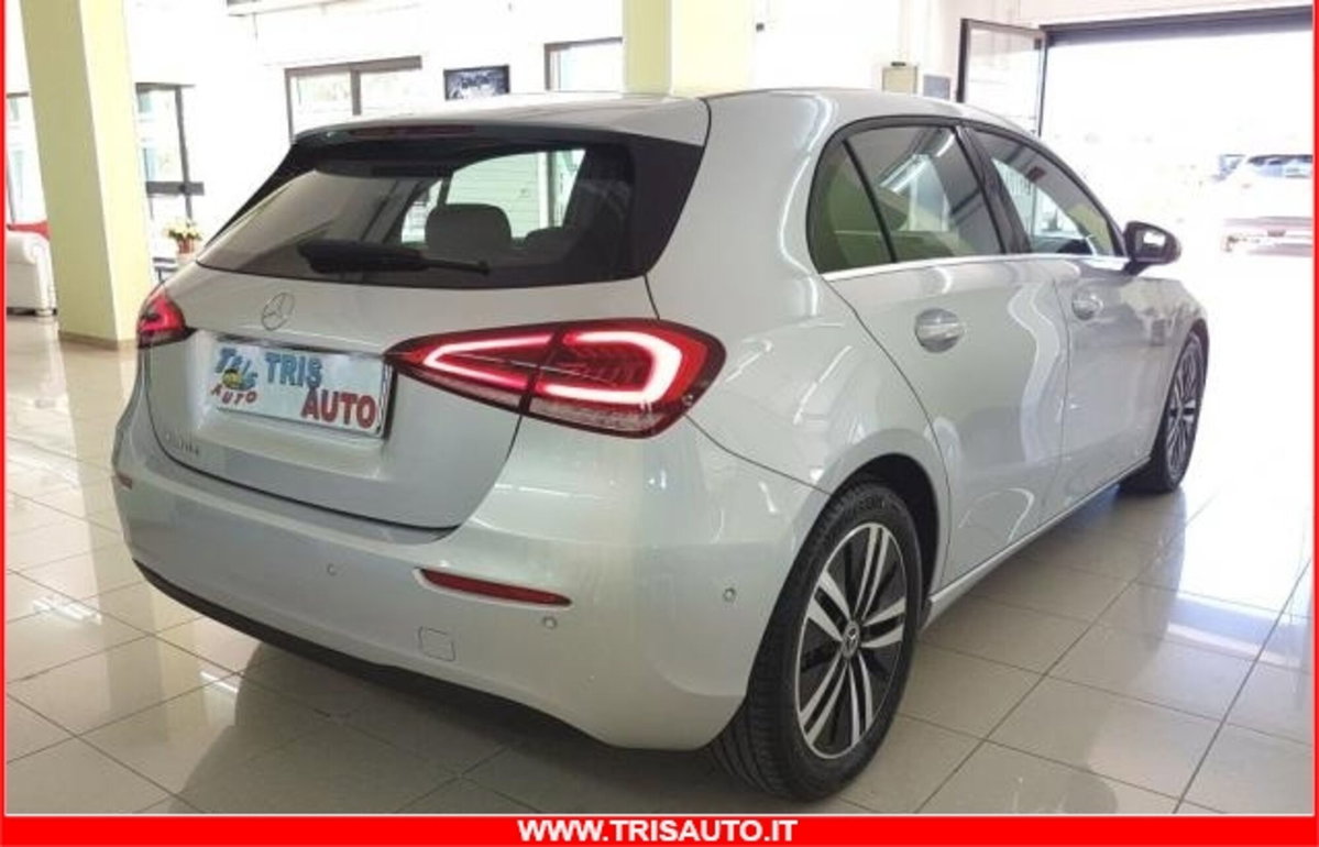 Mercedes-Benz Classe A Sedan 180 d Automatic 4p. Business (6)